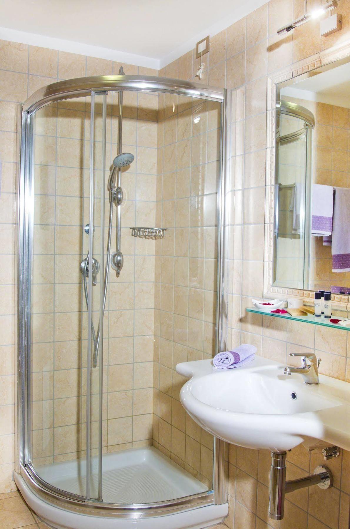 Forte Hotel В'єсте Екстер'єр фото